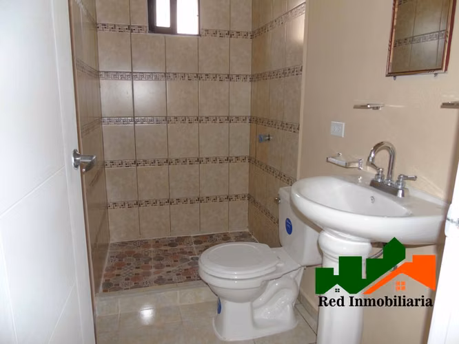  ¡CASA EN RENTA EN HACIENDA REAL! - Imagen 8