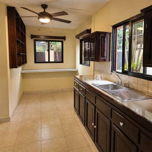 SE RENTA CASA EN RIO PIEDRA, SAN PEDRO SULA, CORTES