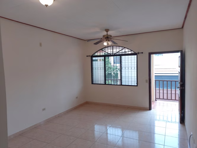 SE ALQUILA APARTAMENTO EN COLONIA UNIVERSIDAD