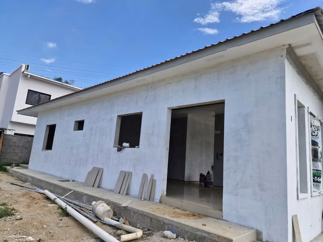  ¡Casa en Venta en Residencial Altos de Valencia – San Pedro Sula!