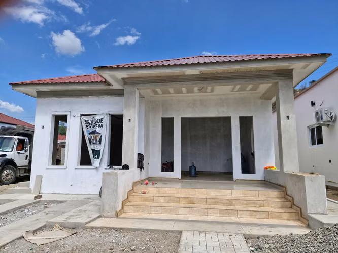  ¡Casa en Venta en Residencial Altos de Valencia – San Pedro Sula!