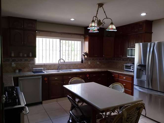 Venta de Hermosa Casa de Esquina, en la Residencial Siboney, en El Chimbo, en Tegucigalpa. - Imagen 8