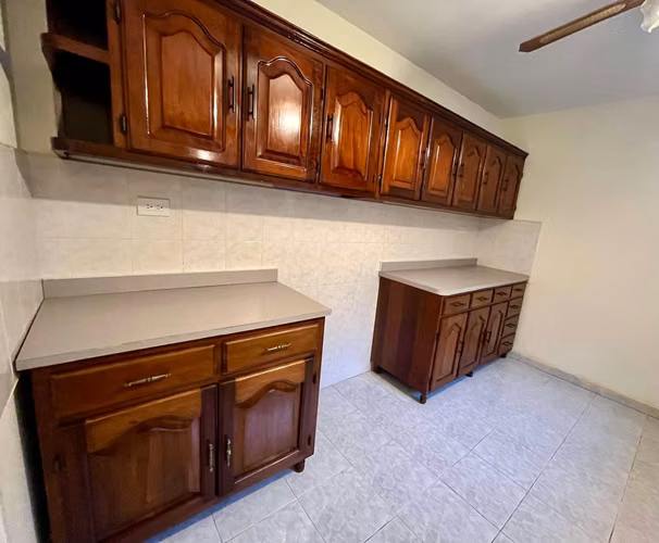  ¡Se Vende Hermosa Casa Residencial en Buena Vista, Tegucigalpa! - Imagen 8