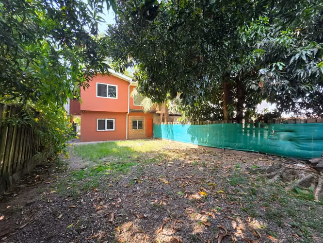 Se Renta Townhouse en Colonia Universidad San Pedro Sula - Imagen 8