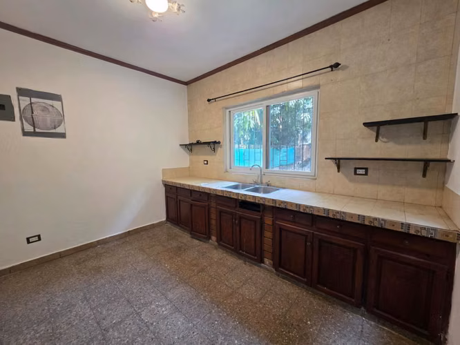 Se Renta Townhouse en Colonia Universidad San Pedro Sula - Imagen 3