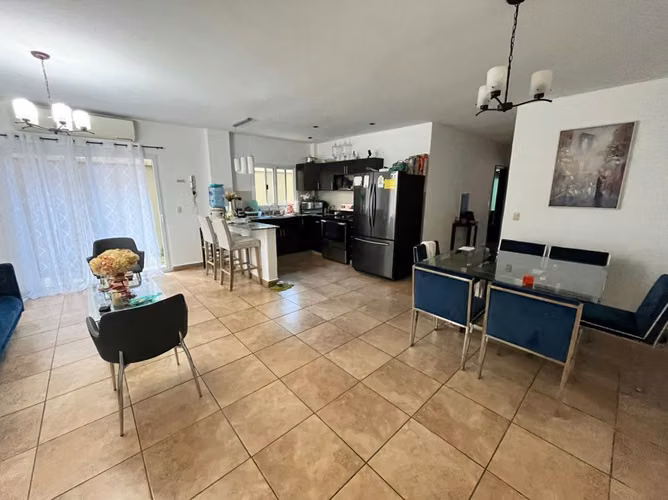 Se Vende Apartamento en Vía Serán Sector Mackay