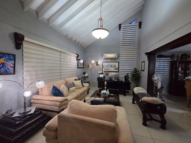 SE ALQUILA CASA AMUEBLADA EN RESIDENCIAL VILLAS MACKAY - Imagen 8
