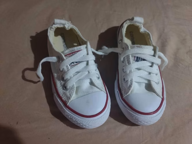 Vendo lindos converse unisex para niños talla 11