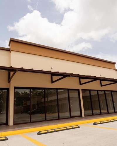 Se Rentan Locales en Plaza Calpules - Imagen 1