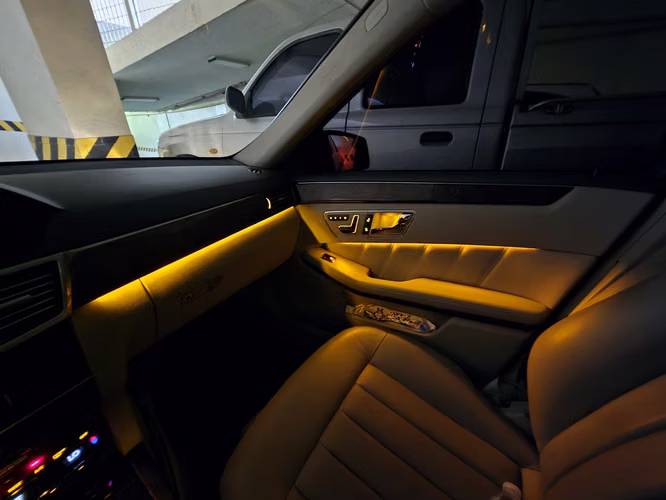 Mercedes-Benz E350 Elegance 2011  – De Agencia / Solo 65,000 km - Imagen 13