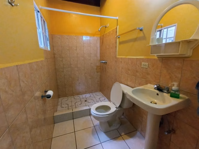 Casa de uso residencial, en colobia Miraflores sur