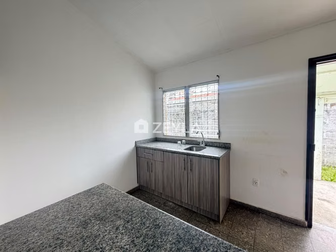 Se Vende Casa En Residencial Las Mercedes, SPS