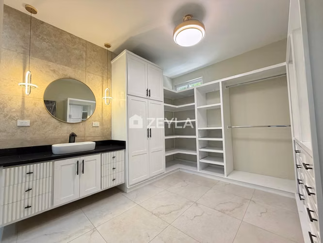 Preventa Townhouse En Residencial Lomas Del Pedregal, SPS