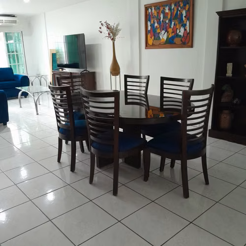 Se Renta Townhouse Amueblado Res. El Triangulo - Imagen 7