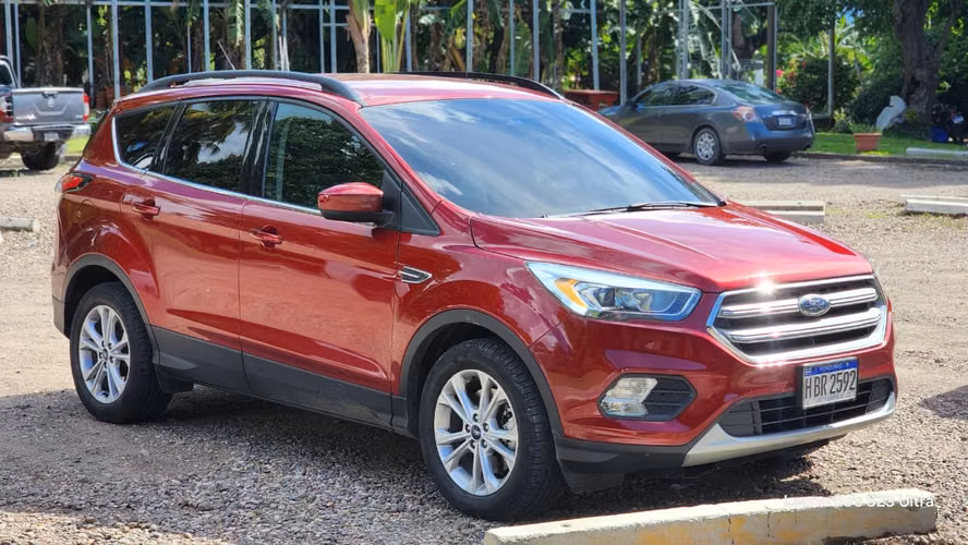 Ford Escape 2017 2.0 FWD – Comprada en Agencia Honduras