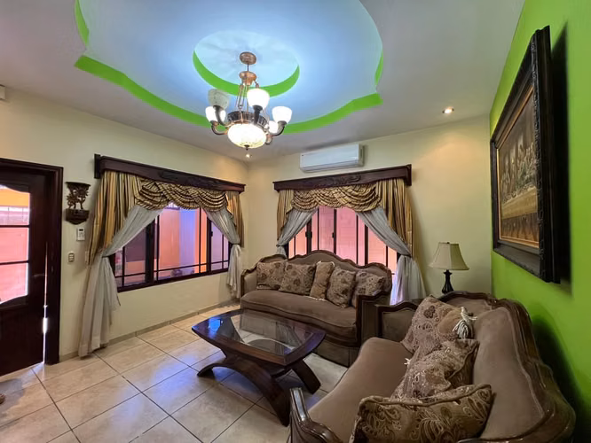 Casa en Venta en Costa del Sol - Imagen 2