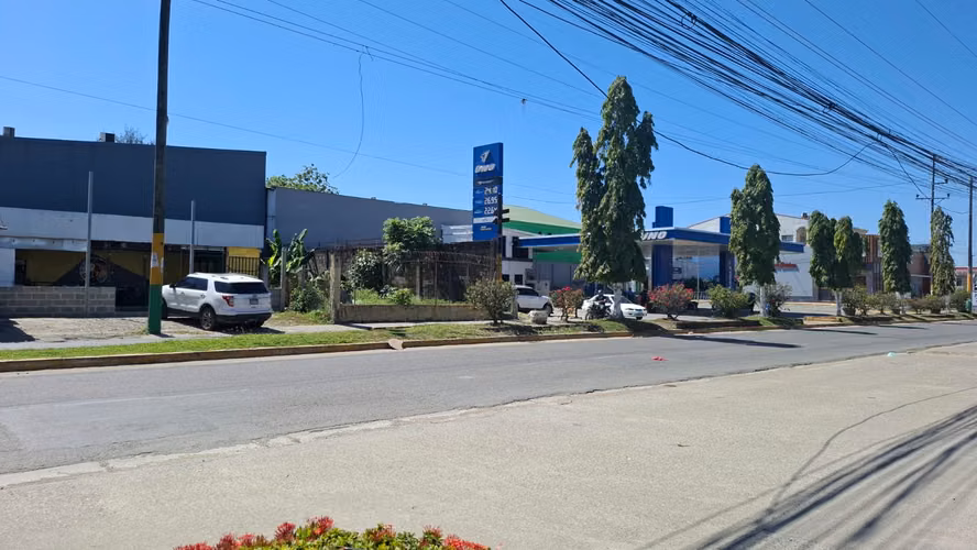 VENTA DE BONITA PROPIEDAD EN EL BOULEVAR PROGRESO_ TELA