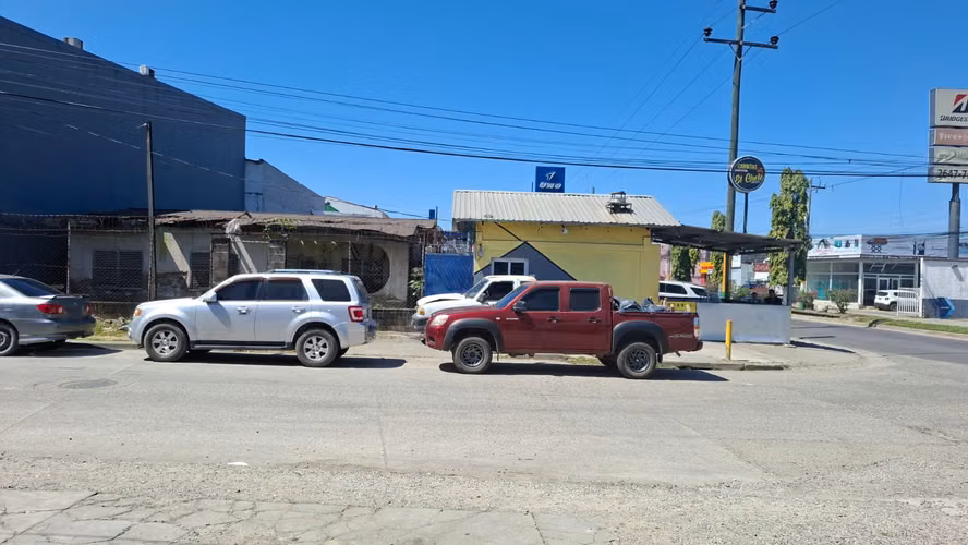VENTA DE BONITA PROPIEDAD EN EL BOULEVAR PROGRESO_ TELA