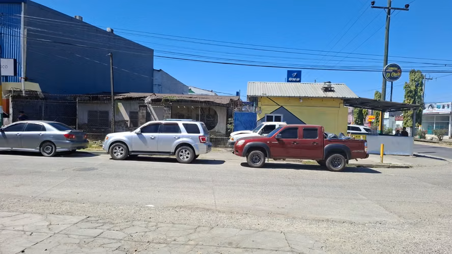 VENTA DE BONITA PROPIEDAD EN EL BOULEVAR PROGRESO_ TELA