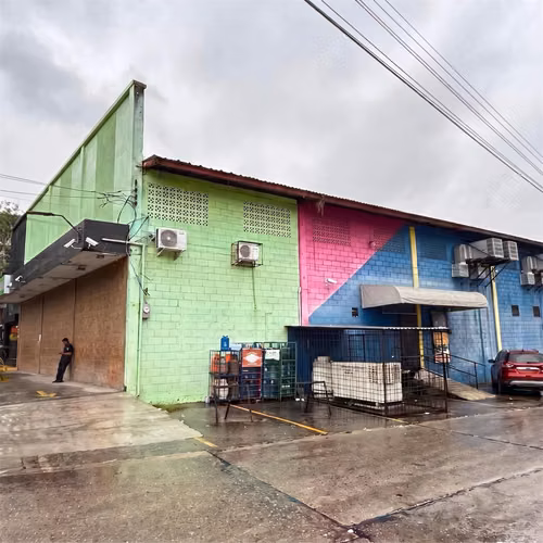 SE ALQUILA BODEGA EN COLONIA ZERON San pedro sula - Imagen 7