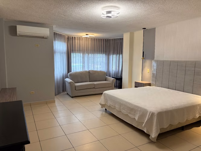  APARTAMENTO EJECUTIVO FULL AMUEBLADO EN COLONIA LARA | US$1,400/MES