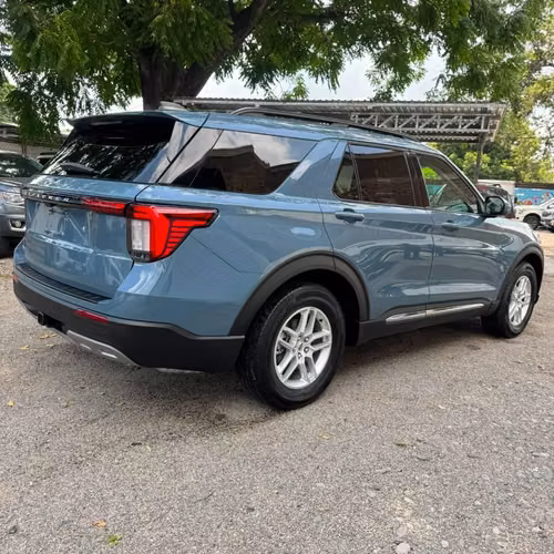 FORD EXPLORER ACTIVE 2025 - Imagen 4
