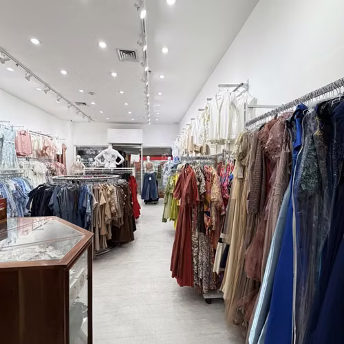 SE VENDE LOCAL COMERCIAL EN GALERÍAS DEL VALLE SAN PEDRO SULA - Imagen 5