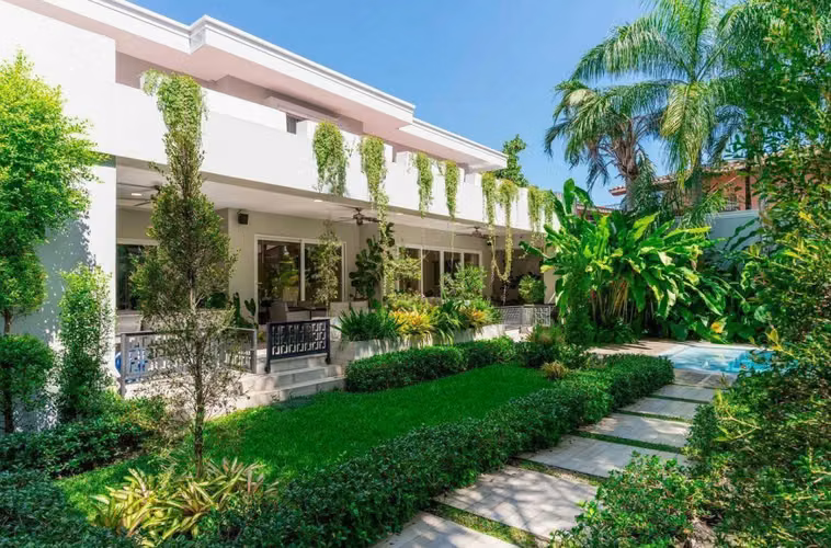 Se Vende Espectacular Casa en Sector Mackay SAN PEDRO SULA - Imagen 2