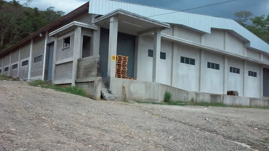 SE ALQUILA BODEGA EN BOULEVARD DEL SUR SAN PEDRO SULA - Imagen 4
