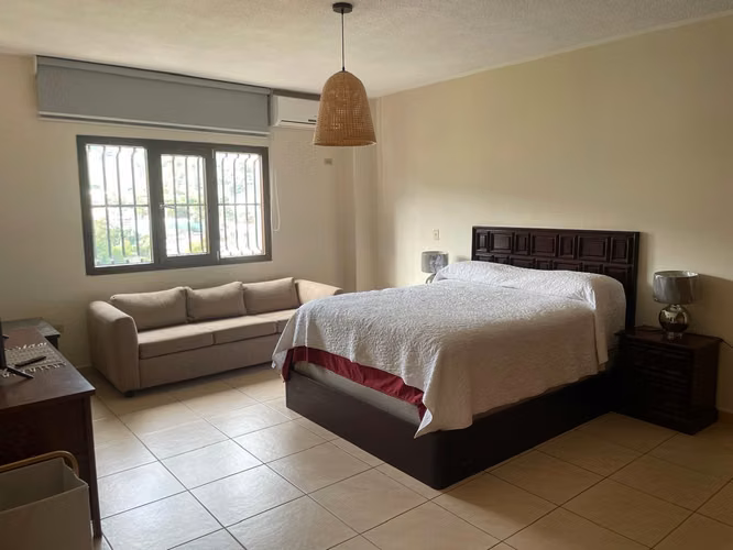 APARTAMENTO EJECUTIVO COMPLETAMENTE AMUEBLADO EN COL. LARA - Imagen 7