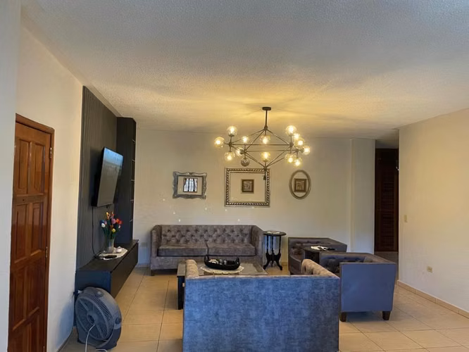 Fully furnished apartment in Colonia Lara.