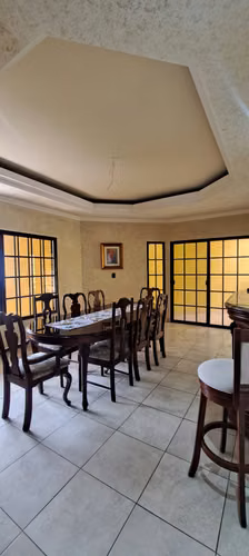 Se Vende Amplia Casa Col. Lomas Mayab - Imagen 3