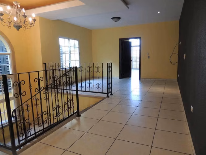 Se Vende Hermosa Casa Col. Modelo