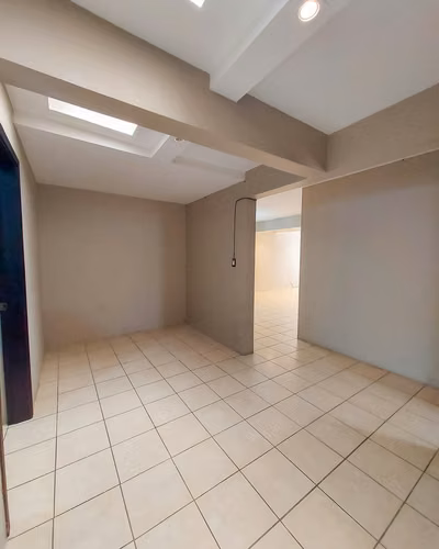 Se Vende Casa Res. Los Robles - Imagen 2
