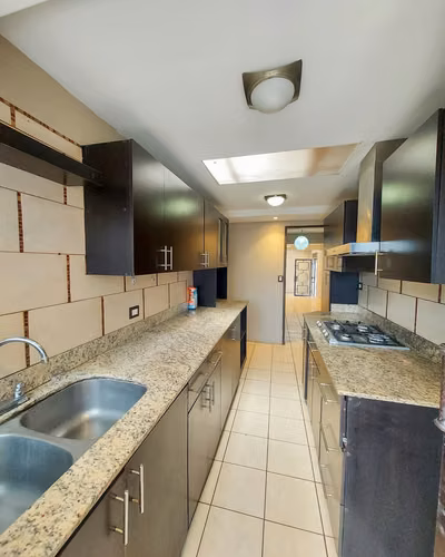 Se Vende Casa Res. Los Robles - Imagen 4