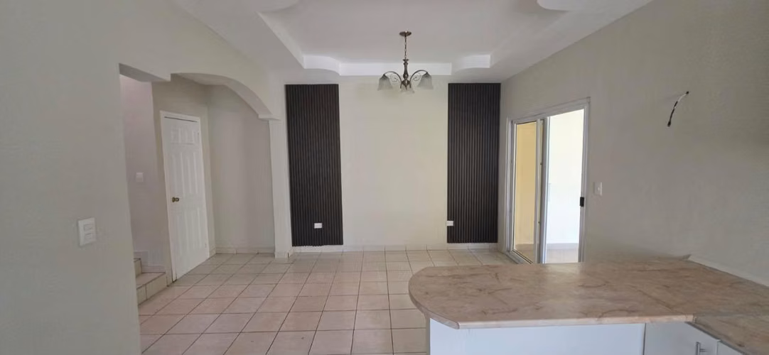 SE RENTA CASA EN RESIDENCIAL LOS MOLINOS, SECTOR NORTE. - Imagen 7
