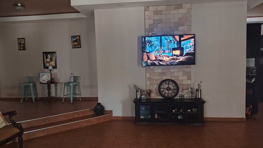 Se Renta Casa en la Zona de Sta. Lucia - Imagen 3