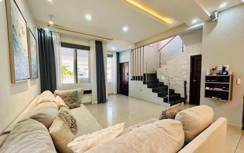 SE Alquila Casa en Residencial Bugambilia SAN PEDRO SULA - Imagen 2