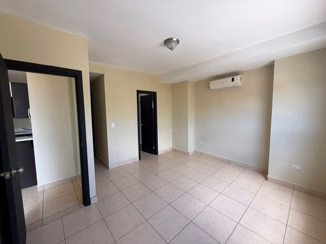 Se Renta o Se Vende Apto. Torre Lara