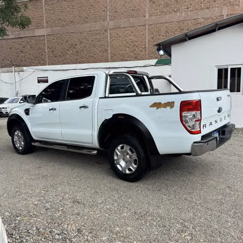 FORD RANGER XLT 2017 - Imagen 4