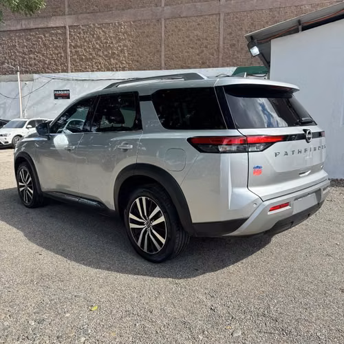 NISSAN PATHFINDER 2023 - Imagen 4
