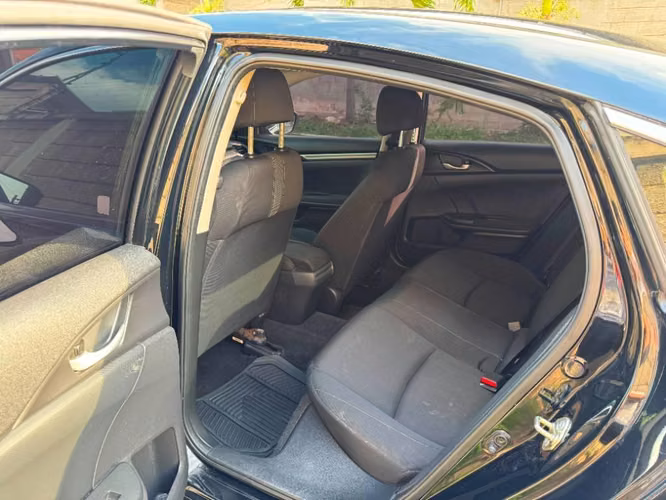*Honda Civic 2017 LX - Imagen 2
