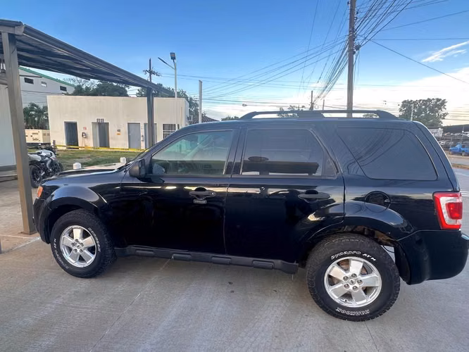 Ford Escape - Imagen 2