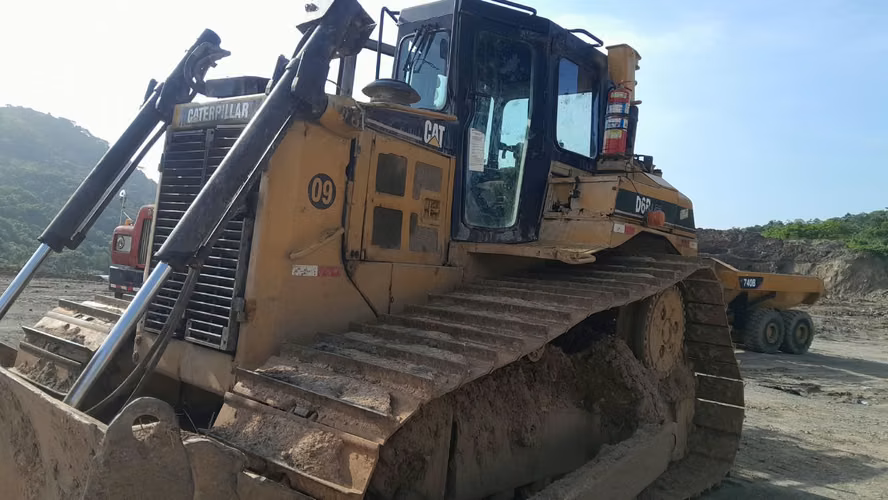 Tractor Pantanero Caterpillar D6R LGP (Año 2005) | Ubicado en Panamá | Venta a Honduras