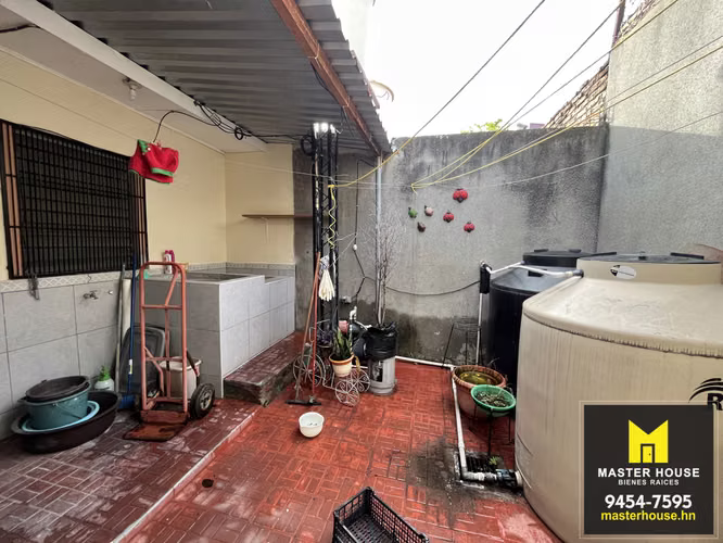 VENTA DE CASA PEATONAL EN RESIDENCIAL PLAZA - Imagen 8