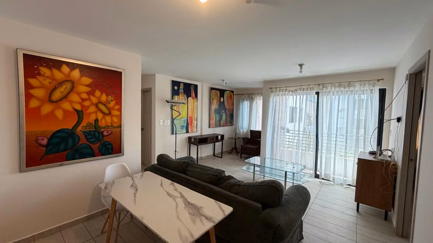 Se Vende Apto. Amueblado Torre Acasias