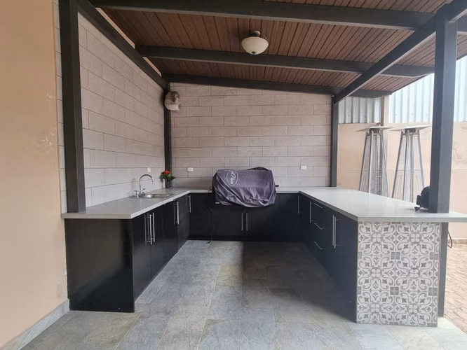 RENTA CASA AMUEBLADA LOMAS DEL GUIJARRO CIRCUITO CERRADO US$7,000 MENSUAL NEGOCIABLE - Imagen 3