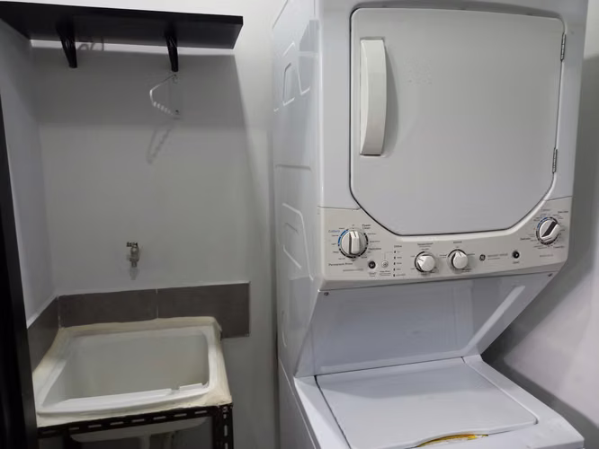 SE ALQUILA APARTAMENTO EN RESIDENCIAL CASA MAYA - Imagen 7