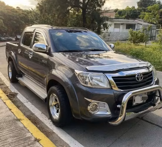 Toyota Hilux - Imagen 4