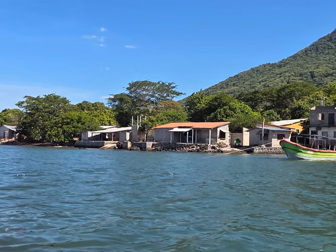  ¡PROPIEDAD DE PLAYA EN VENTA – ISLA DE AMAPALA, VALLE!
